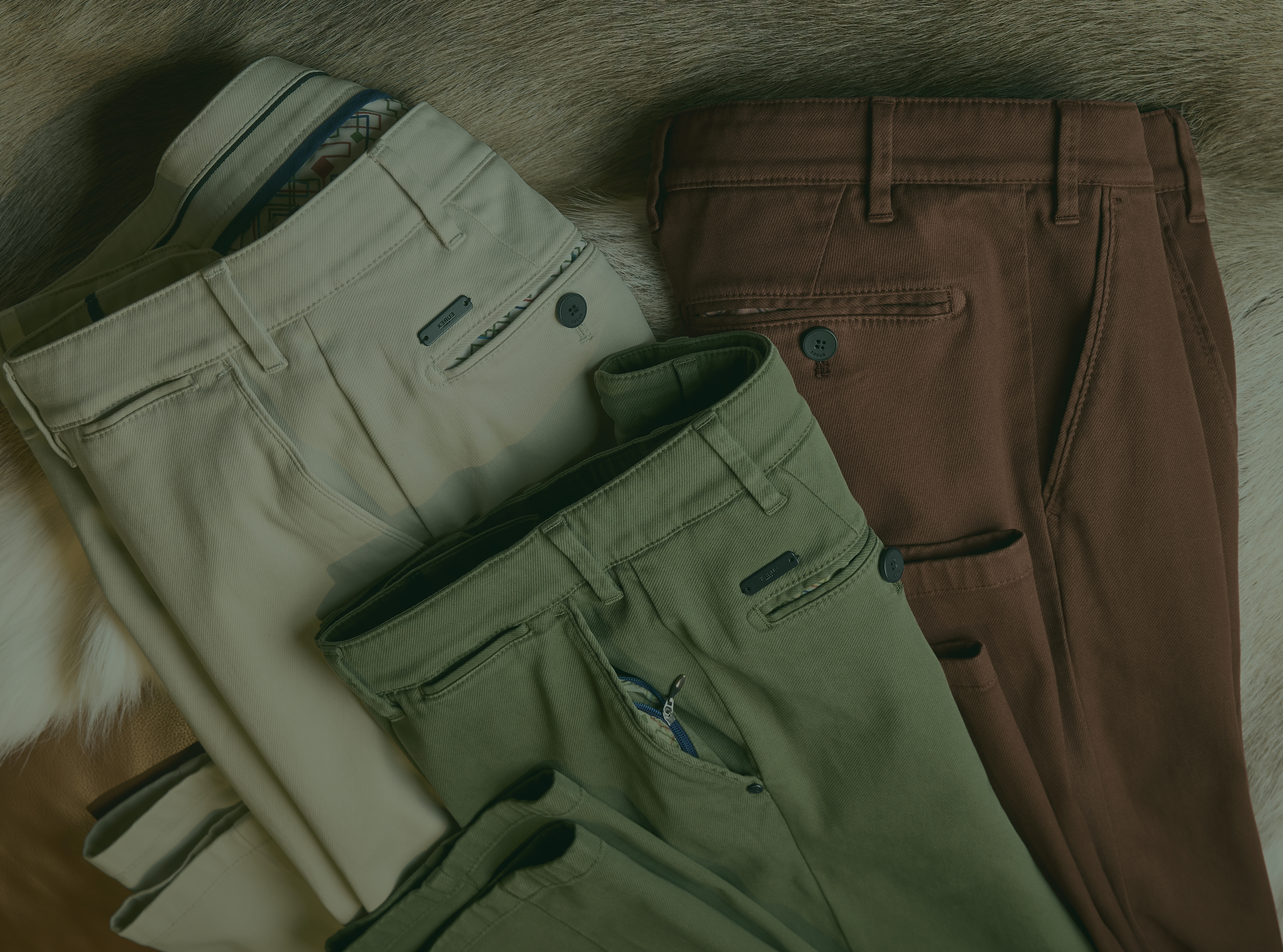 Chino broeken
